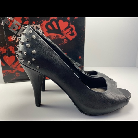 Fergie Black Spiked Heels - Picture 4 of 8